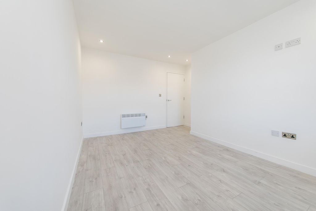 Property photo 3 of 5 Living Room