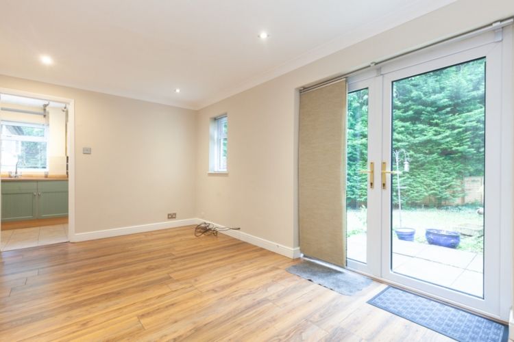 Property photo 3 of 11 233808-Std