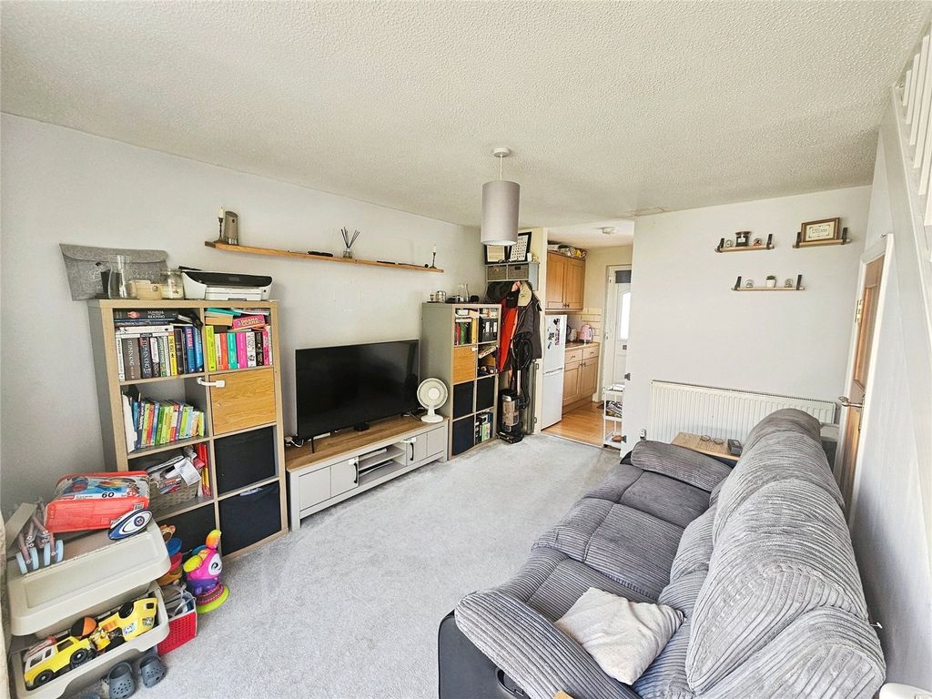 Property photo 2 of 16 Picture No. 30