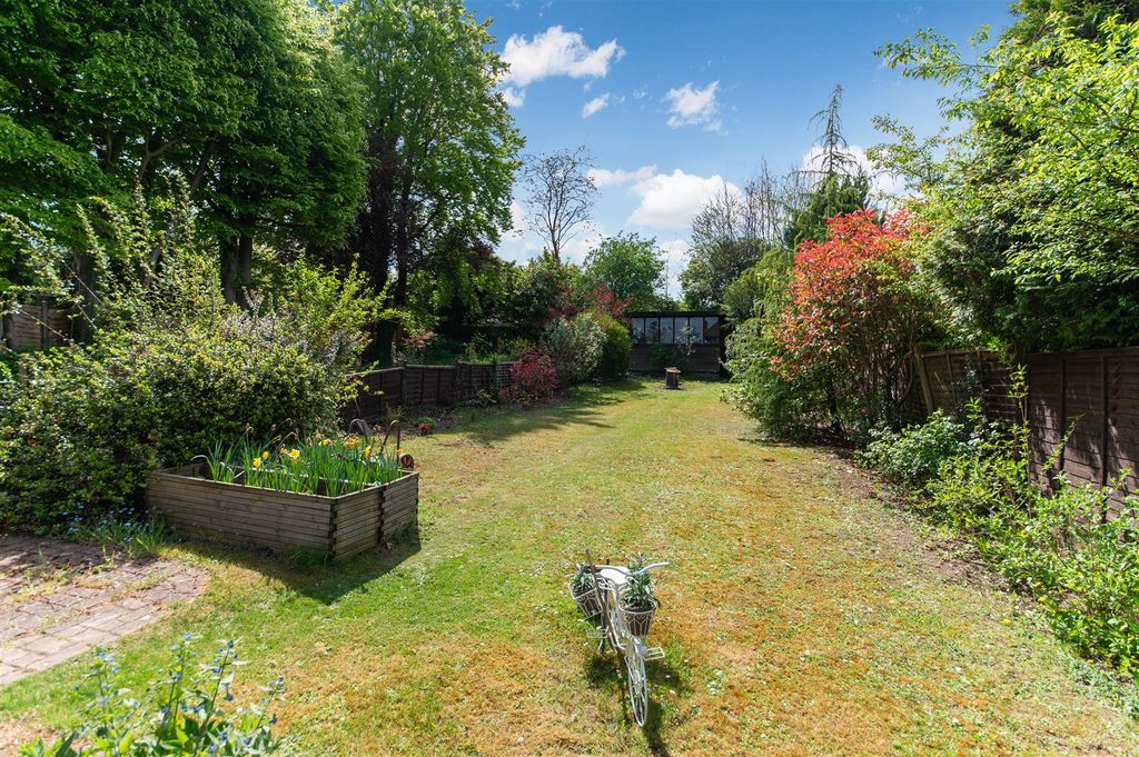 Property photo 2 of 22 Winkworth Road,82-113.Jpg