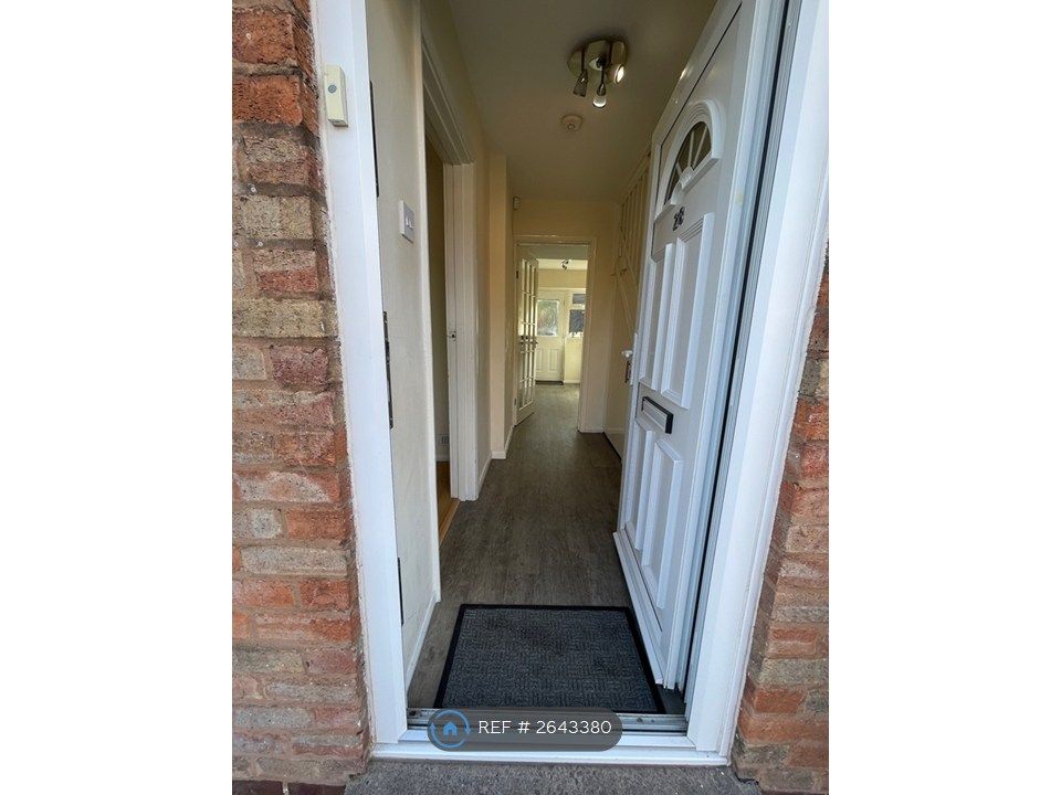Property photo 3 of 25