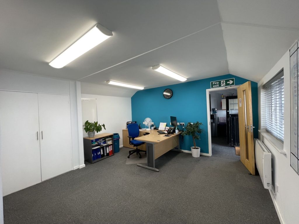 Property photo 1 of 14 Photo 2