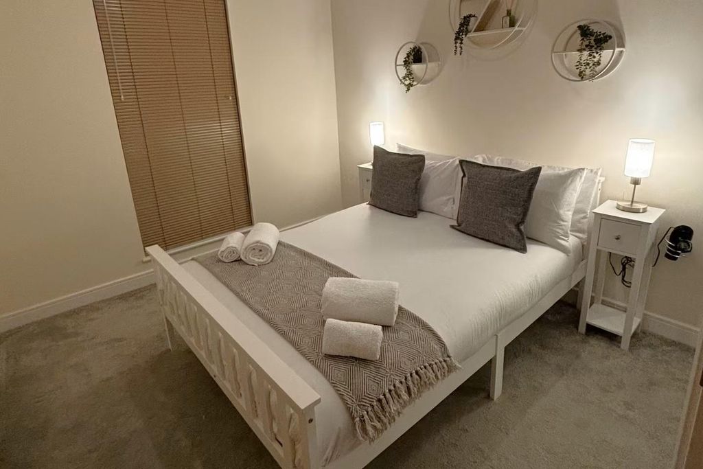 Property photo 3 of 7 Cfe26174-ce09-40d5-8Ffe-Ceb1037330B4.Jpg