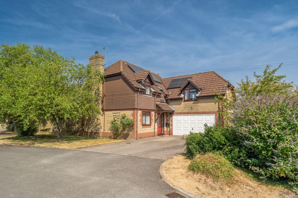 Property photo 1 of 19