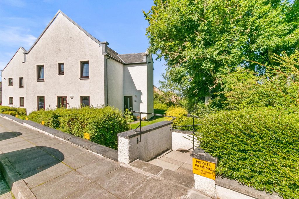 Property photo 1 of 24