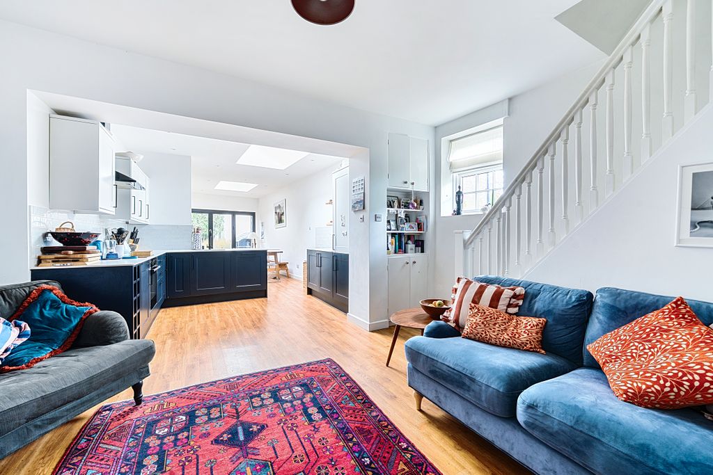 Property photo 2 of 16