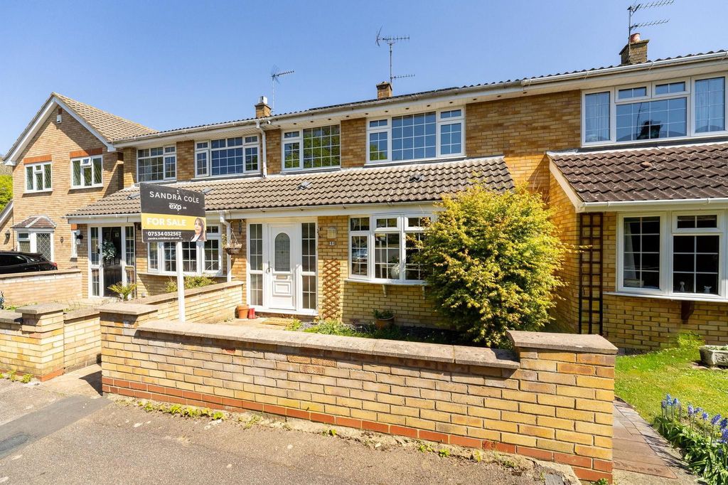 Property photo 2 of 23