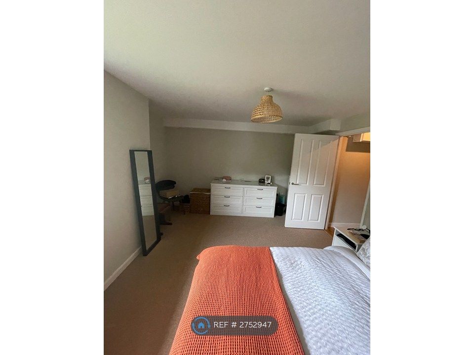 Property photo 3 of 13 Bedroom