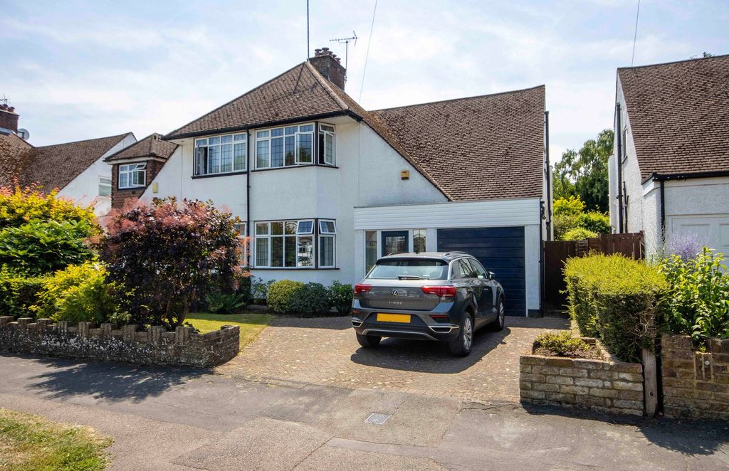 Property photo 1 of 16