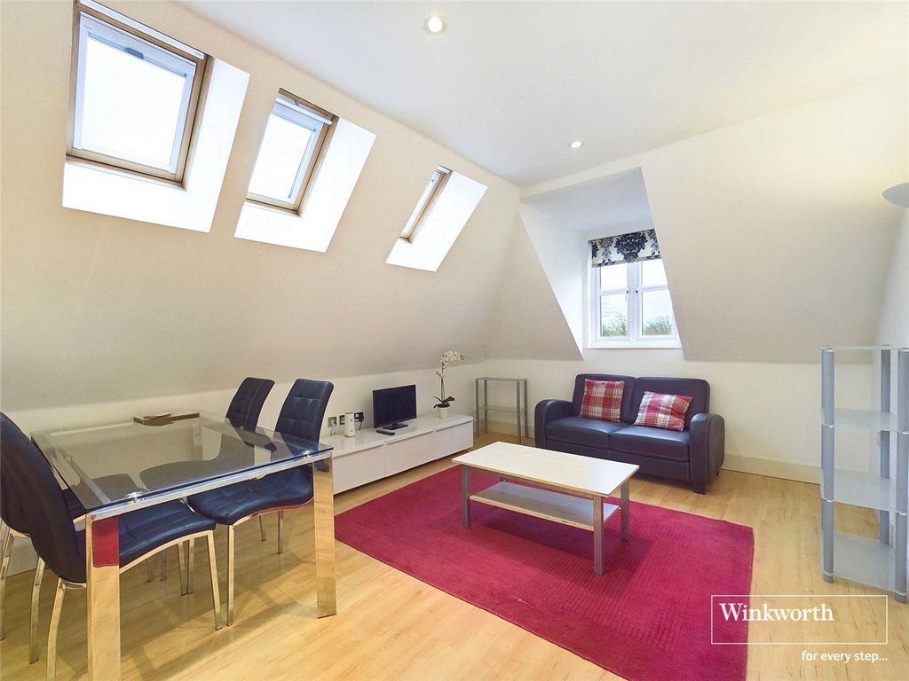 Property photo 3 of 9 Picture No. 27