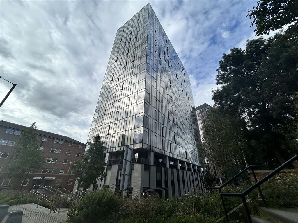 Property photo 1 of 18 Exterior.Jpeg