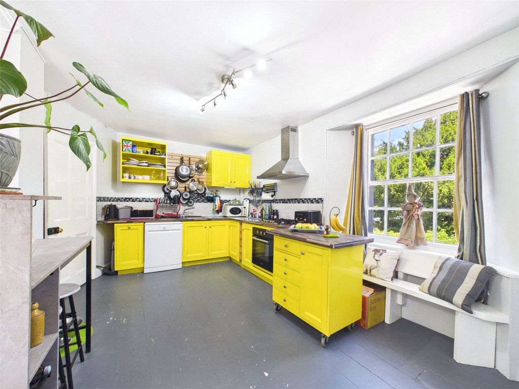 Property photo 3 of 18 Picture No. 09