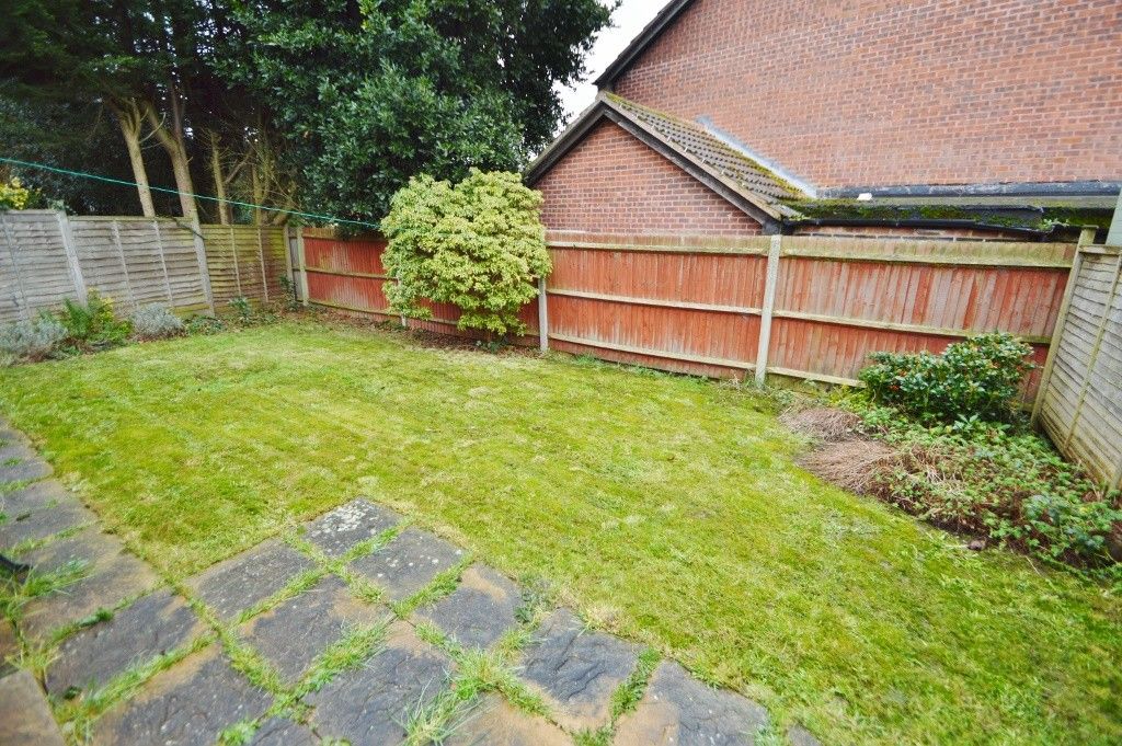 Property photo 2 of 5 Garden