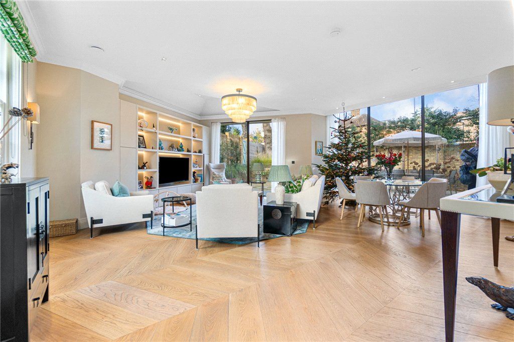 Property photo 3 of 16 Picture No. 31