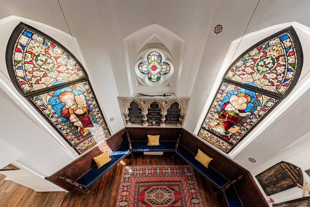 Property photo 2 of 42 Vestry