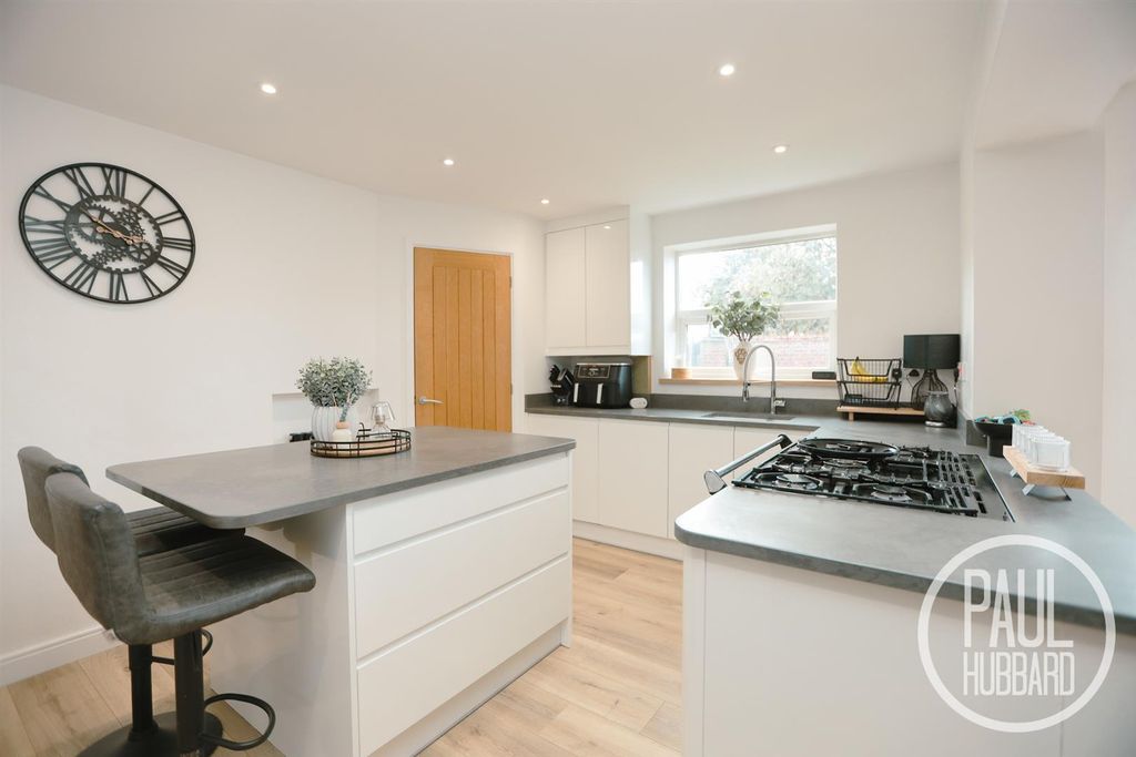 Property photo 2 of 20 7R5A5780-2.Jpg