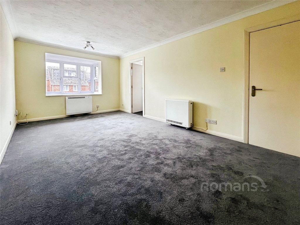 Property photo 2 of 17 Picture No. 05