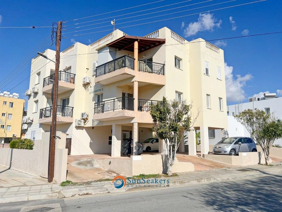 Property photo 1 of 6