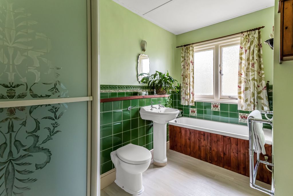 Additional image 16 of 5 bed detached house for saleWoodhurst Park, Oxted, Surrey RH8