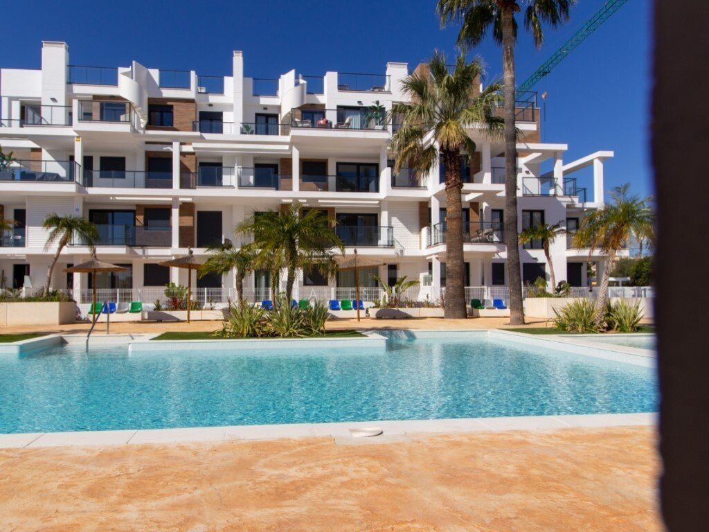 Property photo 1 of 28 New Build Flat 200 Meters From The Beach For Sale In Dénia