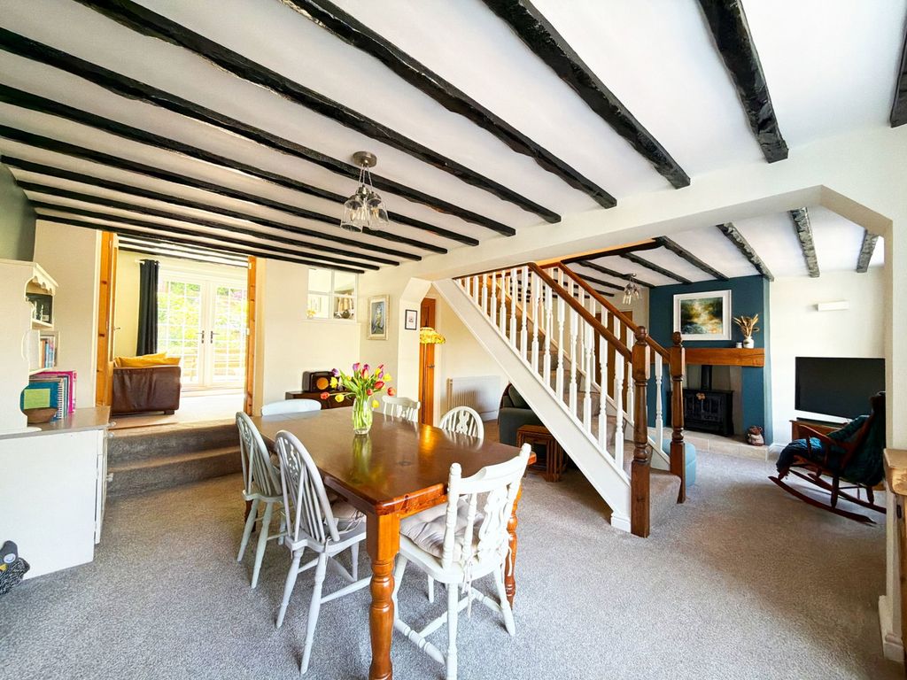 Property photo 3 of 24