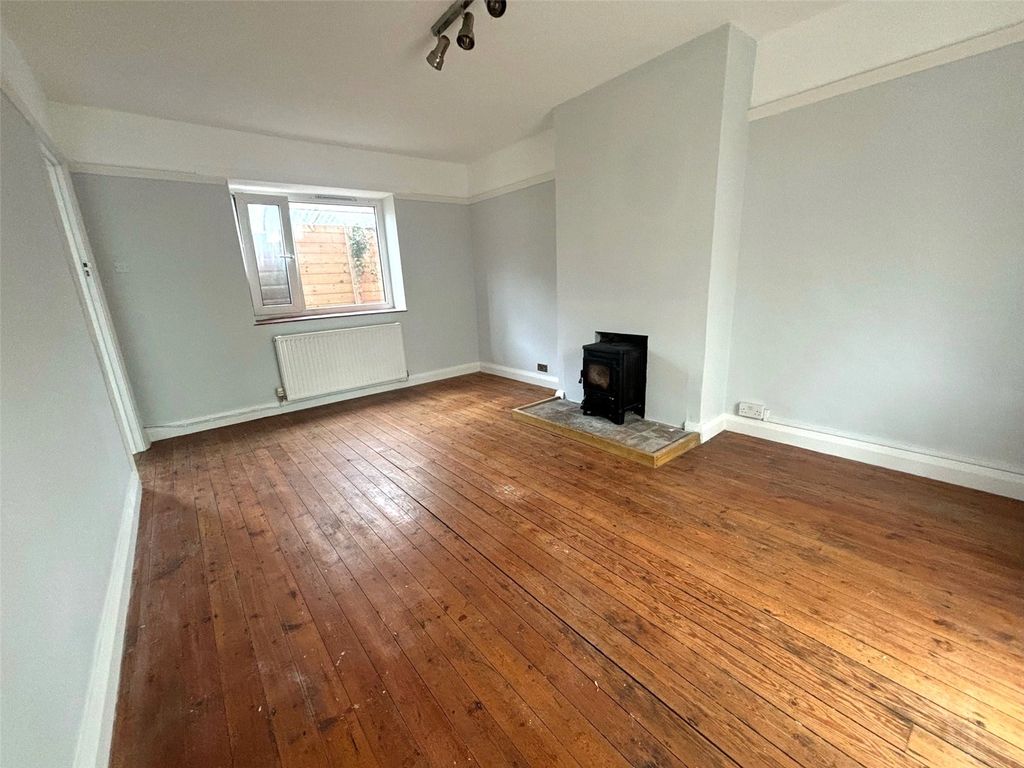 Property photo 3 of 25 Picture No. 15