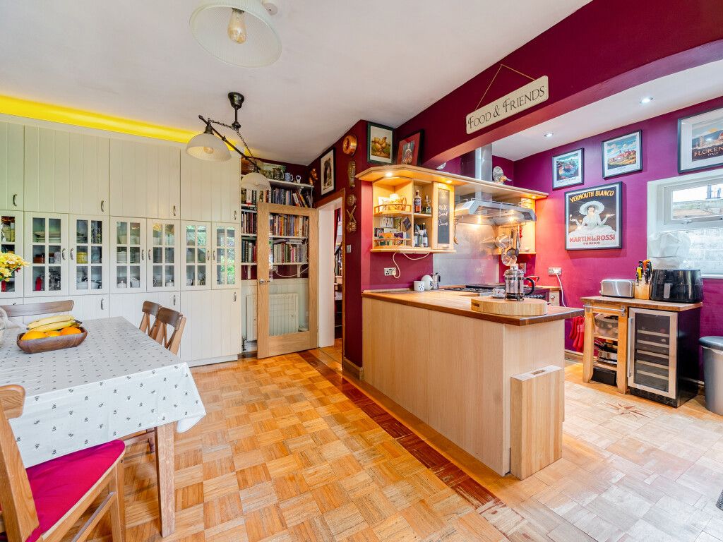 Property photo 3 of 33 1502710-22-6A7A07...
