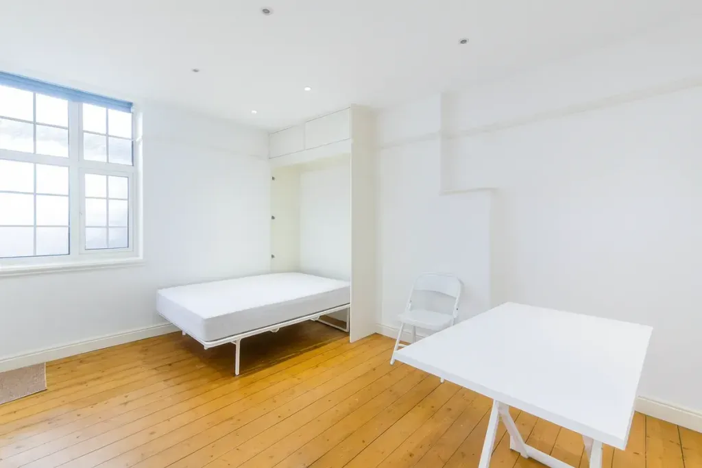 Property photo 2 of 4