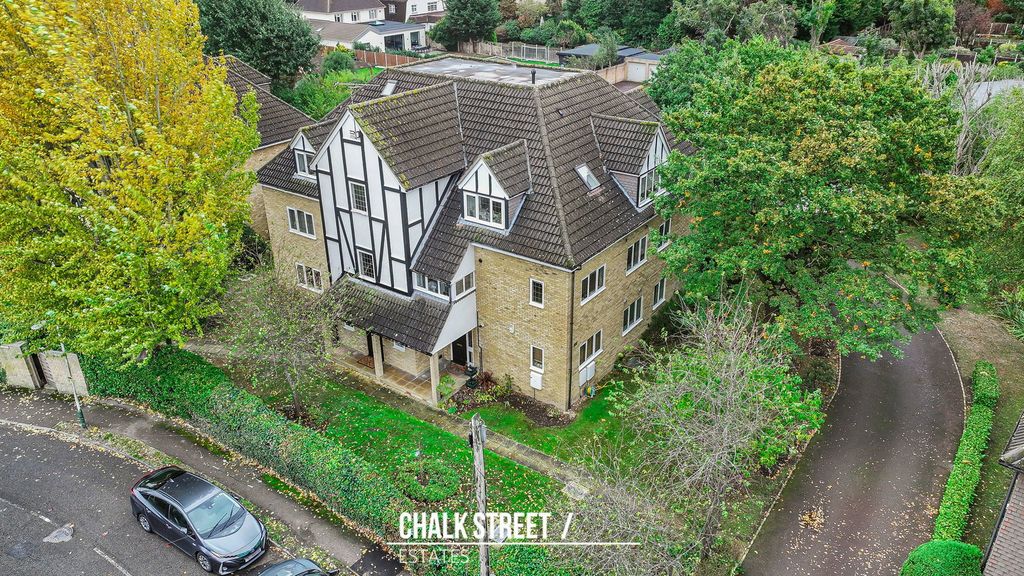 Property photo 1 of 29