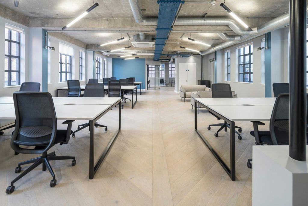 Property photo 1 of 21 Second Floor