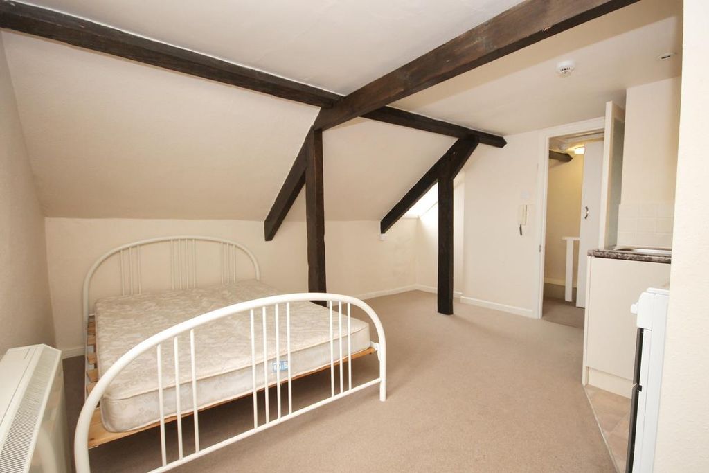 Property photo 3 of 8 Property Photo
