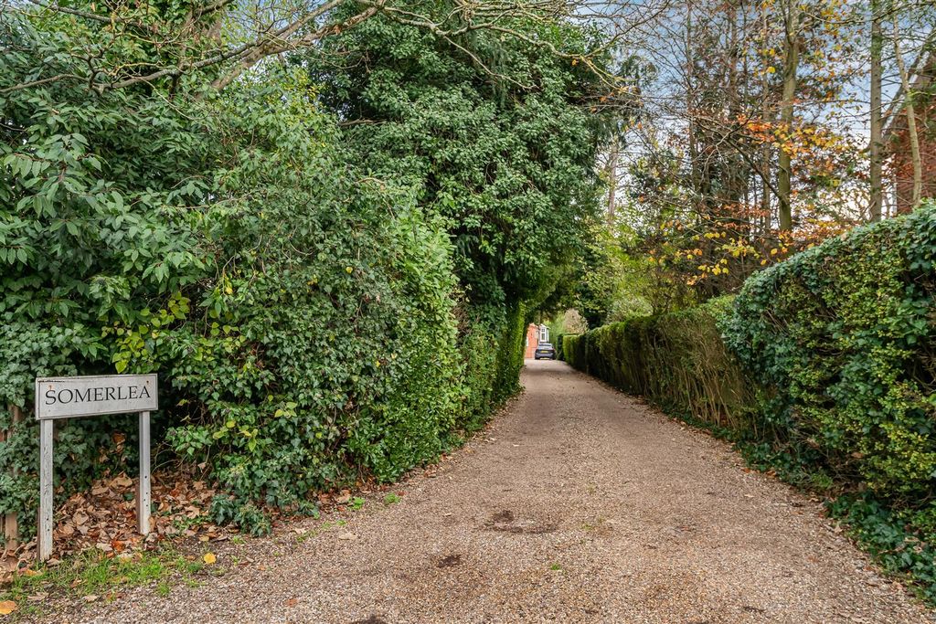 Additional image 17 of 2 bed flat for saleSomerlea, Court Road, Maidenhead SL6