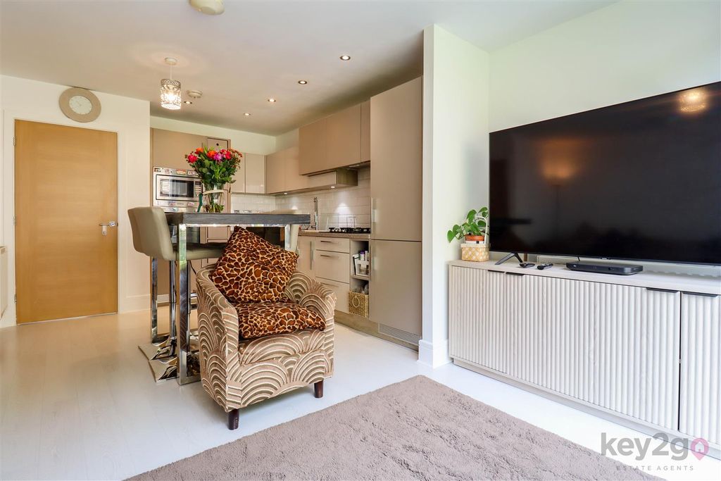 Property photo 3 of 19 Img_9062.Jpg