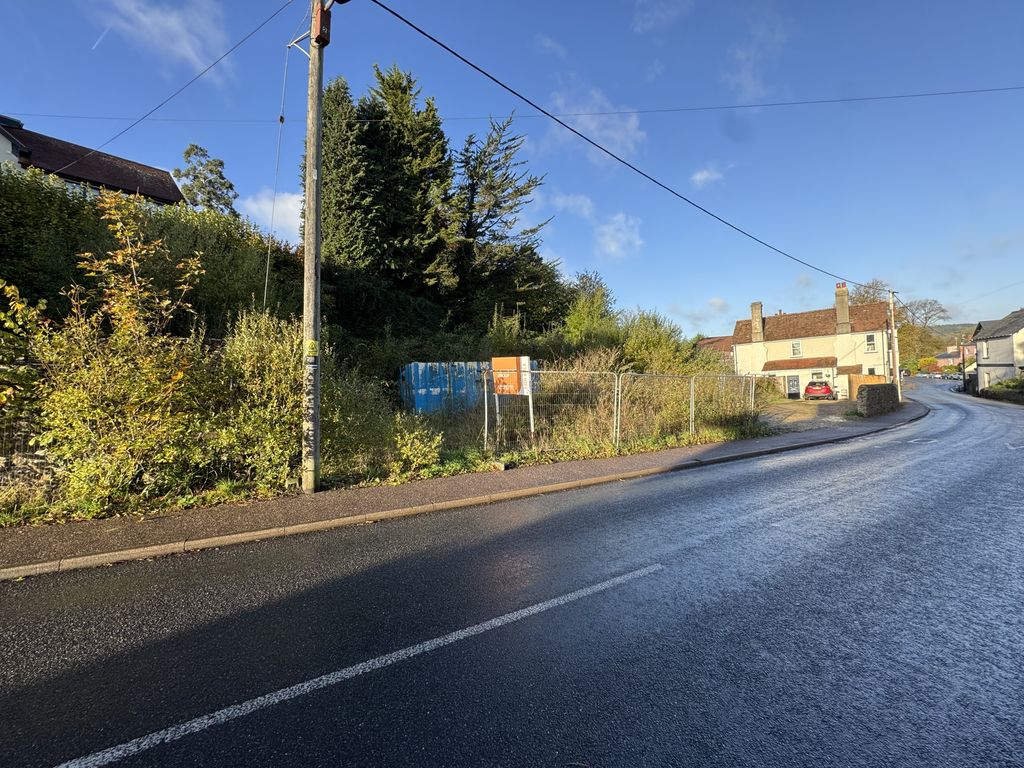 Property photo 1 of 19 Binder1.pdf_Page_10.Jpg