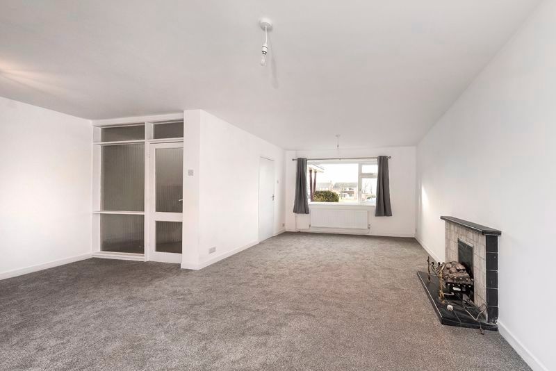 Property photo 2 of 10 Living Room