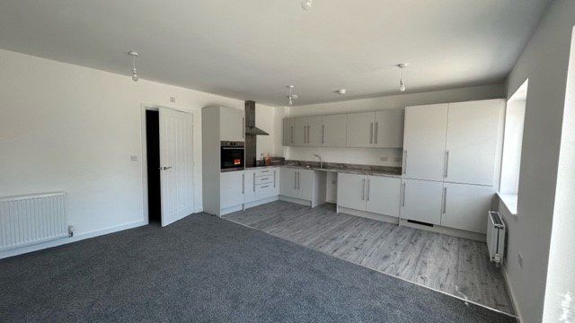 Property photo 2 of 6 Picture No. 11