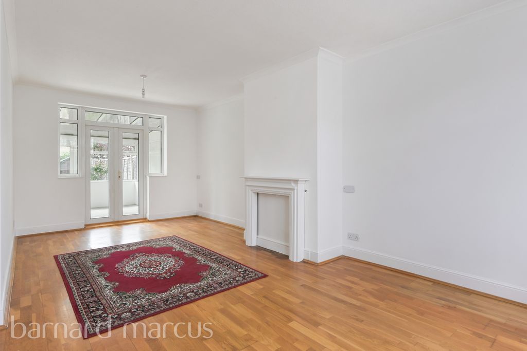 Property photo 1 of 8 Reception Room