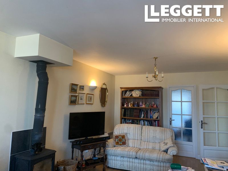 Property photo 2 of 10