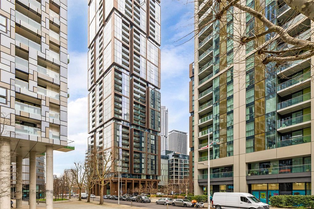 Property photo 3 of 18 Picture No. 02