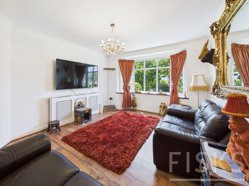 Property photo 3 of 24