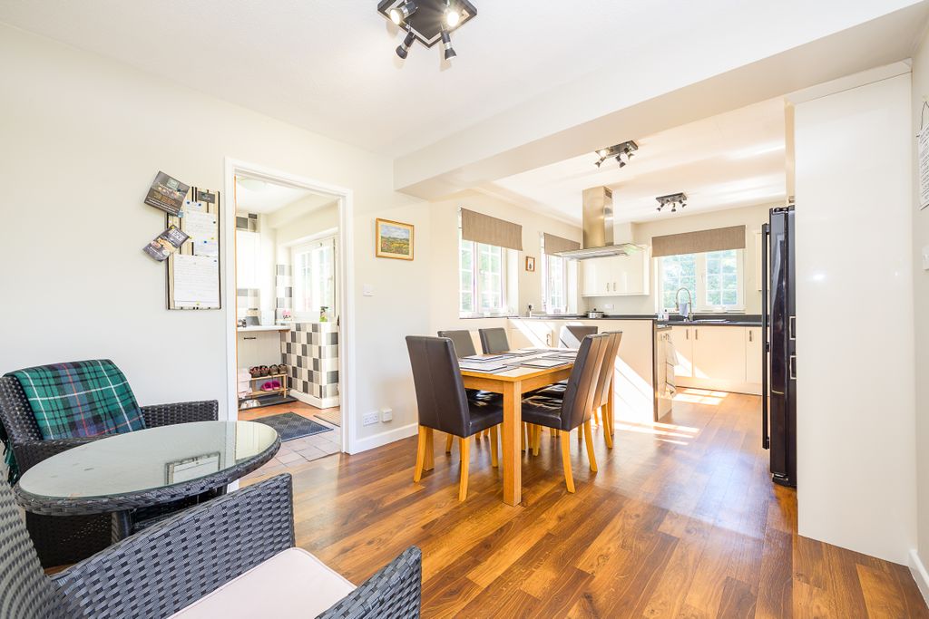 Property photo 3 of 21 Plumtree Cottage-19