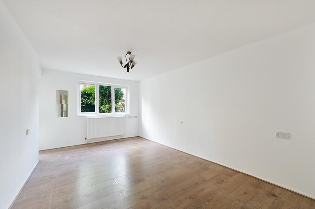 Property photo 2 of 13 Image