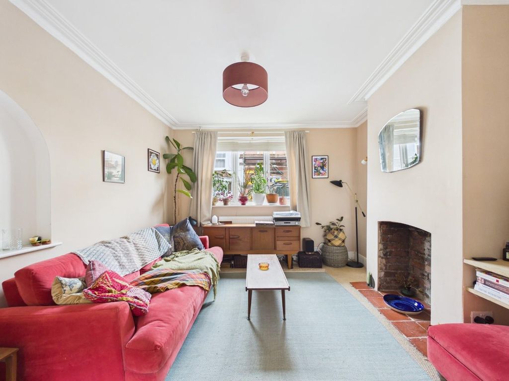 Property photo 2 of 27 Cam01576G0-Pr0359-Still005.Jpg