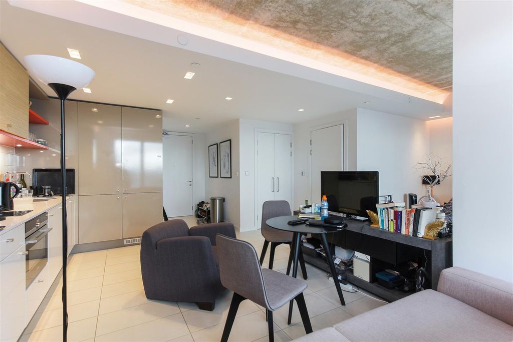Property photo 2 of 12 506 Hoola Tower E16  (3).Jpg