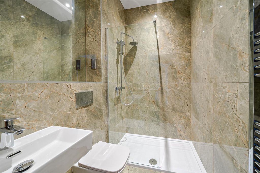 Property photo 2 of 22 1396527-4-6964Cb4F4Fda2.Jpg