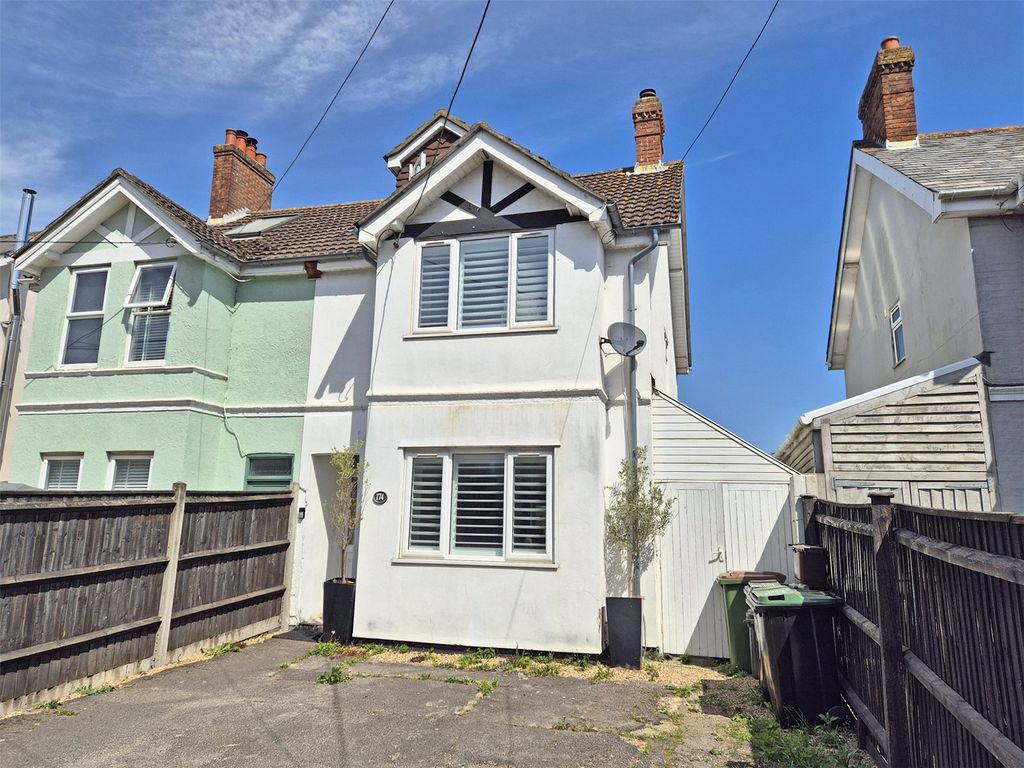 Property photo 1 of 17 Picture No. 30