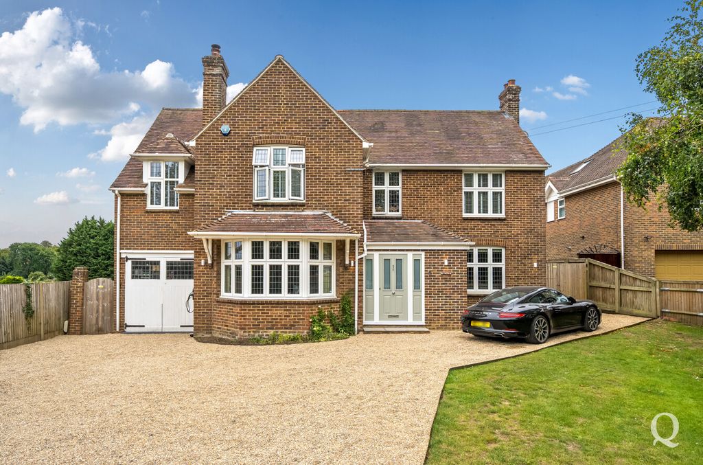 Property photo 1 of 33 56B578c4-d27c-48F...