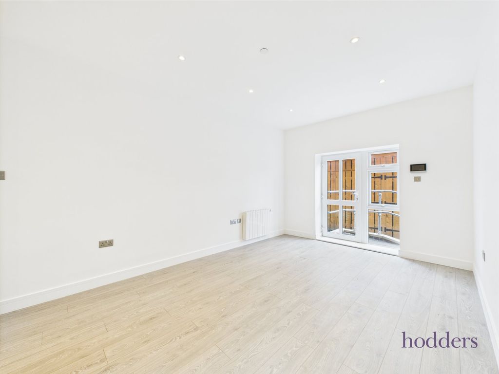Property photo 2 of 7 Picture No. 01