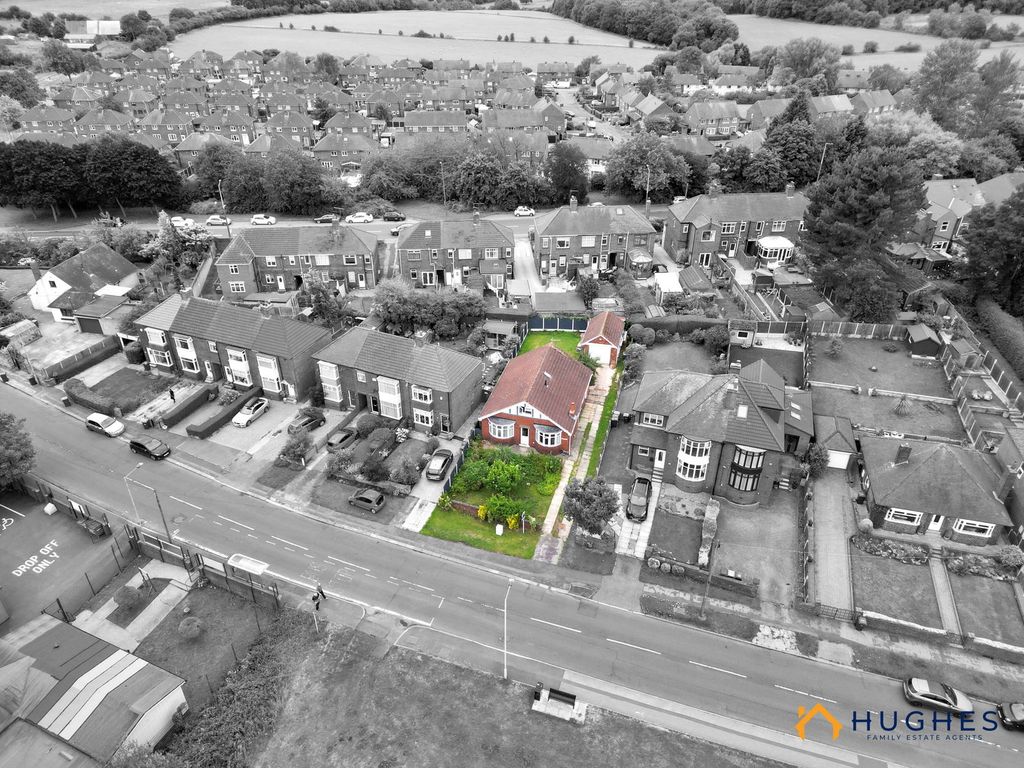 Property photo 2 of 23