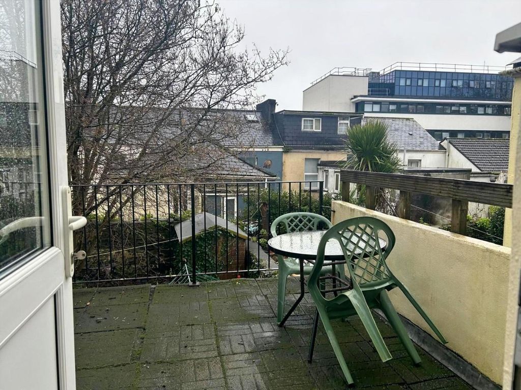 Property photo 3 of 9 Beau Balcony .Jpg